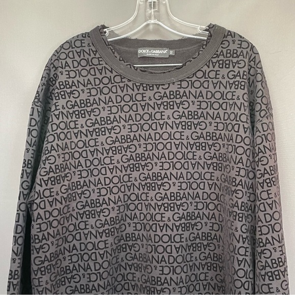 DOLCE & GABBANA black crewneck with velvet like lettering raw hem neckline - Picture 8 of 9